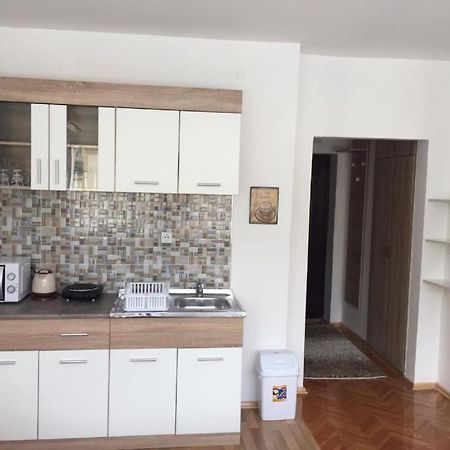 Cs Apartment Skopje Esterno foto